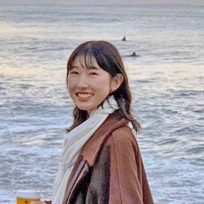 岡田 詩歩 People